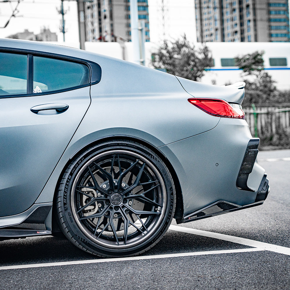 SOOQOO BMW M8 F91 SQ Style Carbon Fiber Rear Vent Trim