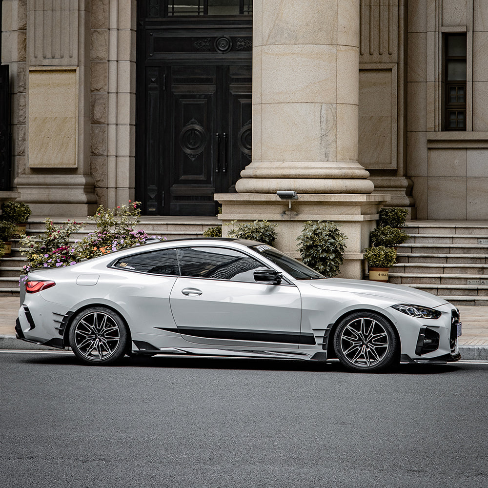 SOOQOO BMW 4 Series G22 SQ Style Carbon Fiber Side Skirt